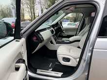 Land Rover Range Rover SD V8 Autobiography 