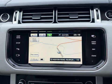 4.4 SD V8 Autobiography SUV 5dr Diesel Auto 4WD Euro 5 (339 ps)