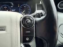 Land Rover Range Rover SD V8 Autobiography 