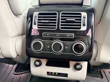 Land Rover Range Rover SD V8 Autobiography 