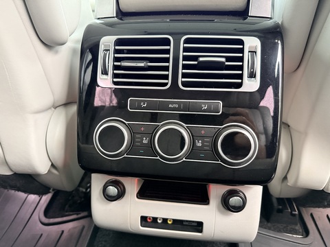 4.4 SD V8 Autobiography SUV 5dr Diesel Auto 4WD Euro 5 (339 ps)