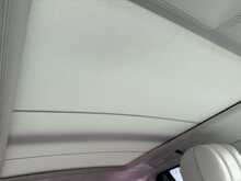 Land Rover Range Rover SD V8 Autobiography 