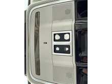 Land Rover Range Rover SD V8 Autobiography 