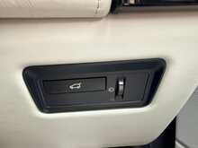 Land Rover Range Rover SD V8 Autobiography 