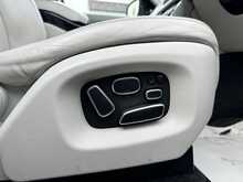 Land Rover Range Rover SD V8 Autobiography 