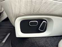 Land Rover Range Rover SD V8 Autobiography 