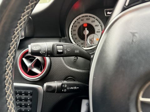 1.5 A180 CDI Sport Hatchback 5dr Diesel Manual Euro 5 (s/s) (109 ps)