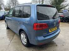 Volkswagen Touran TDI BlueMotion Tech SE 