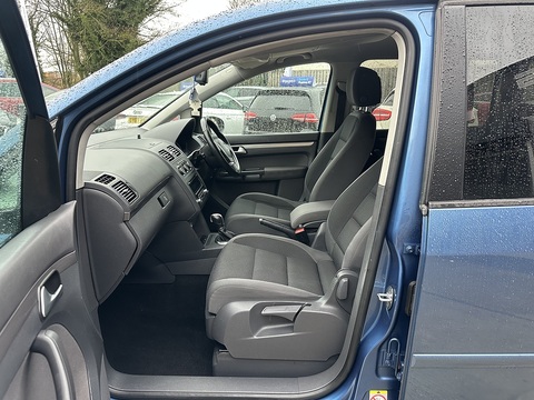 1.6 TDI BlueMotion Tech SE MPV 5dr Diesel DSG Euro 5 (s/s) (105 ps)