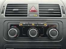 Volkswagen Touran TDI BlueMotion Tech SE 