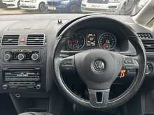 Volkswagen Touran TDI BlueMotion Tech SE 