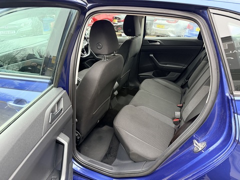 1.0 TSI Life SUV 5dr Petrol Manual Euro 6 (s/s) (95 ps)