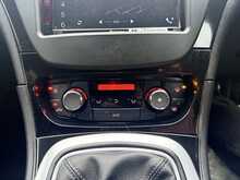 Vauxhall Insignia CDTi ecoFLEX SRi VX line Red 