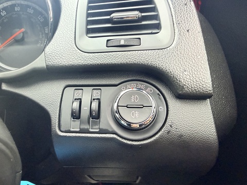 2.0 CDTi ecoFLEX SRi VX line Red Hatchback 5dr Diesel Manual Euro 5 (s/s) (160 ps)