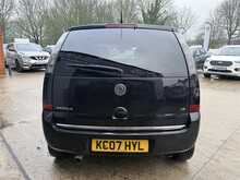 Vauxhall Meriva i Design 