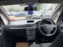 Vauxhall Meriva i Design 