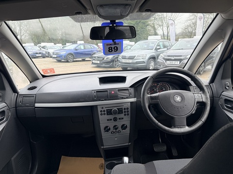 1.8i 16v Design MPV 5dr Petrol Easytronic (187 g/km, 123 bhp)