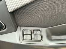Vauxhall Meriva i Design 
