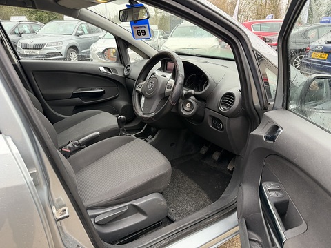 1.2 16V Excite Hatchback 5dr Petrol Manual Euro 5 (A/C) (85 ps)