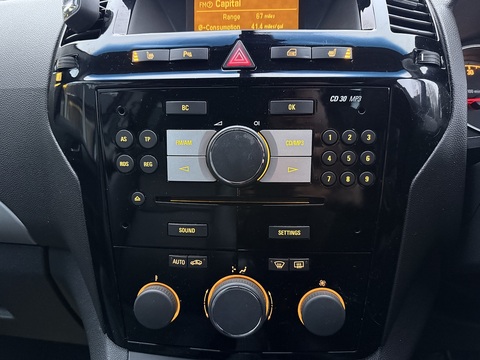 1.9 CDTi Elite MPV 5dr Diesel Manual Euro 4 (120 ps)