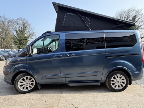 2.0 310 EcoBlue Titanium Minibus Double Cab 5dr Diesel Manual L1 Euro 6 (s/s) (130 ps)