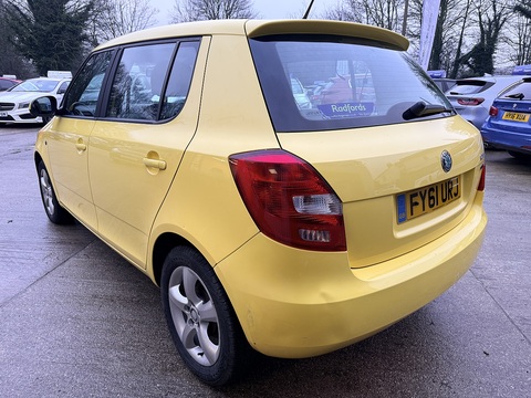 1.2 TSI SE Hatchback 5dr Petrol Manual Euro 5 (86 ps)