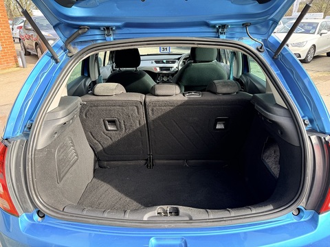 1.6 HDi Exclusive Hatchback 5dr Diesel Manual Euro 4 (90 ps)