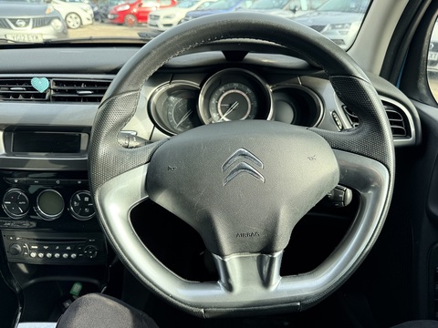 1.6 HDi Exclusive Hatchback 5dr Diesel Manual Euro 4 (90 ps)