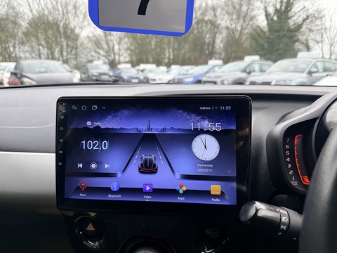 1.2 VTi PureTech Allure Hatchback 5dr Petrol Manual Euro 5 (82 ps)