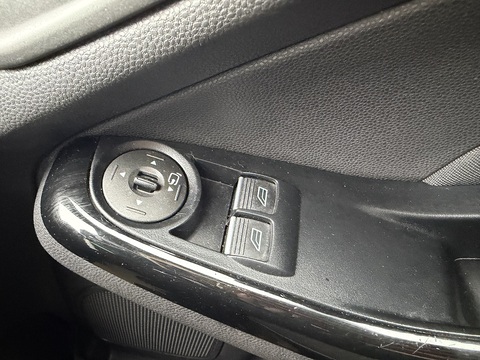 1.5 TDCi ECOnetic Titanium Hatchback 5dr Diesel Manual Euro 6 (s/s) (95 ps)