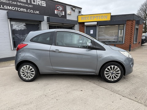 Zetec Hatchback 1.2 Manual Petrol