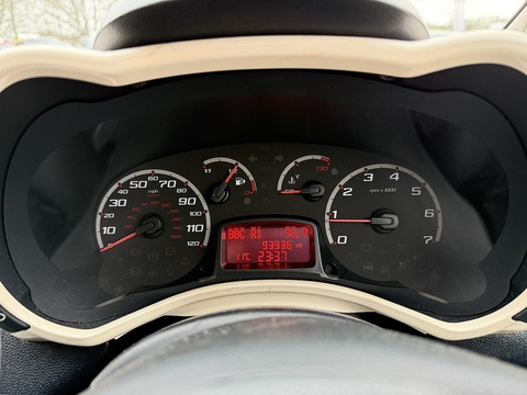 Zetec Hatchback 1.2 Manual Petrol