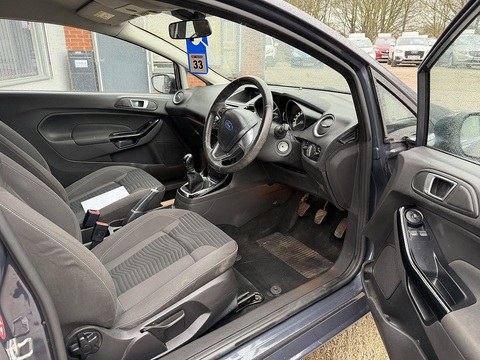 1.0T EcoBoost Zetec Hatchback 3dr Petrol Manual Euro 5 (s/s) (100 ps)