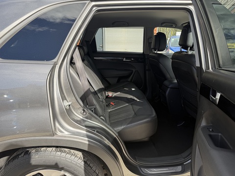2.2 CRDi KX-2 SUV 5dr Diesel Auto AWD Euro 5 (194 bhp)
