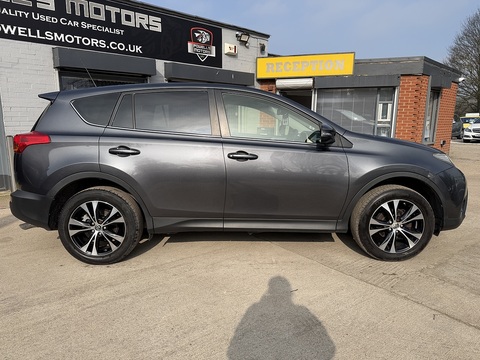 2.0 D-4D Icon SUV 5dr Diesel Manual 4WD Euro 5 (s/s) (124 ps)