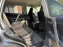 Toyota RAV4 11 SERVICES D-4D Icon 