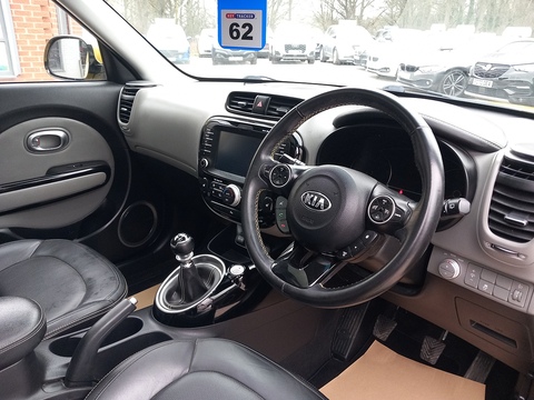 1.6 CRDi Maxx SUV 5dr Diesel Manual Euro 5 (126 bhp)