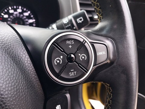 1.6 CRDi Maxx SUV 5dr Diesel Manual Euro 5 (126 bhp)