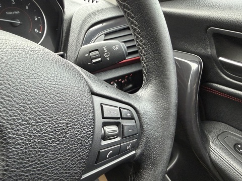 2.0 118d Sport Hatchback 5dr Diesel Auto Euro 5 (s/s) (143 ps)