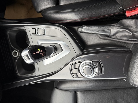 2.0 118d Sport Hatchback 5dr Diesel Auto Euro 5 (s/s) (143 ps)