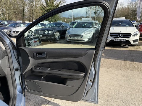 TDCi Zetec Hatchback 1.6 Manual Diesel