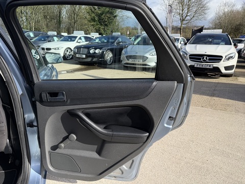 TDCi Zetec Hatchback 1.6 Manual Diesel