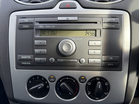 TDCi Zetec Hatchback 1.6 Manual Diesel