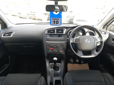 1.6 BlueHDi Feel Hatchback 5dr Diesel Manual Euro 6 (100 ps)