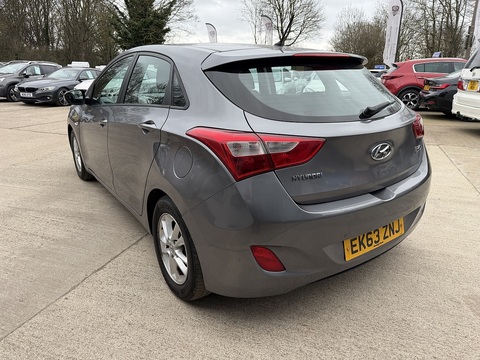 1.4 Active Hatchback 5dr Petrol Manual Euro 5 (100 ps)