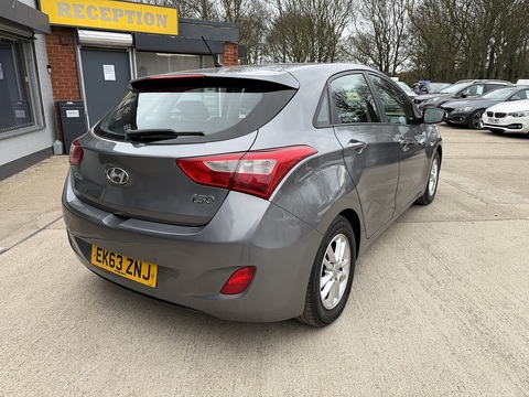 1.4 Active Hatchback 5dr Petrol Manual Euro 5 (100 ps)