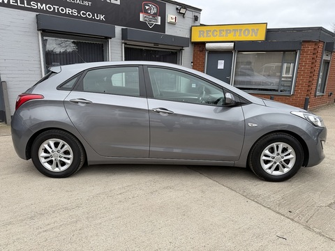 1.4 Active Hatchback 5dr Petrol Manual Euro 5 (100 ps)