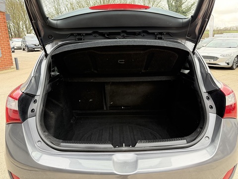 1.4 Active Hatchback 5dr Petrol Manual Euro 5 (100 ps)