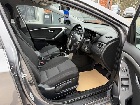 1.4 Active Hatchback 5dr Petrol Manual Euro 5 (100 ps)