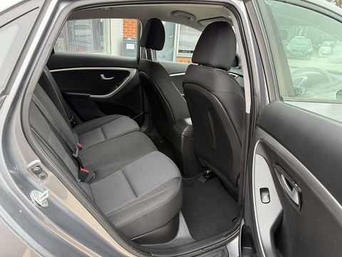 1.4 Active Hatchback 5dr Petrol Manual Euro 5 (100 ps)
